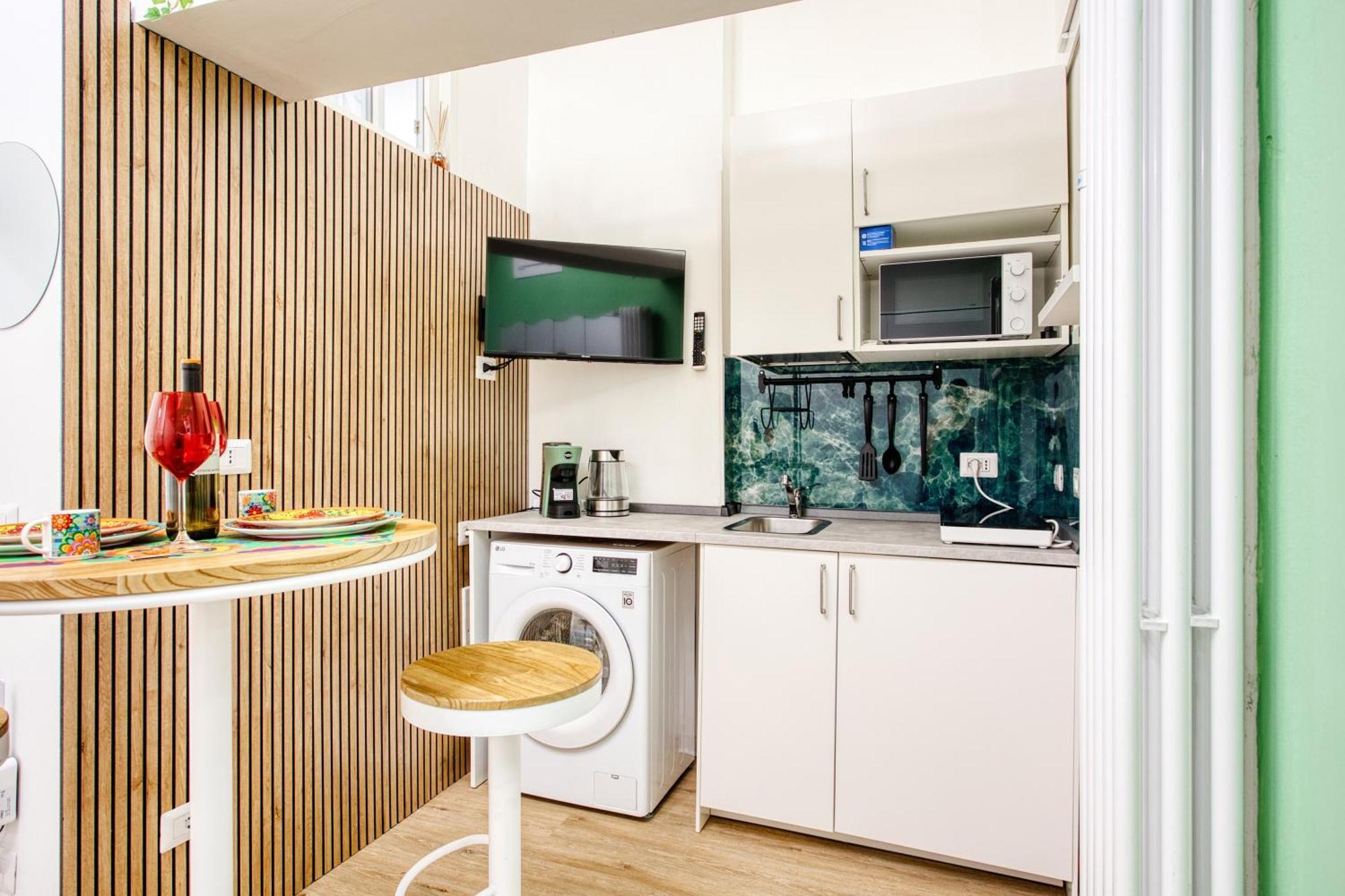 Lovely Petit - Centro Apartment